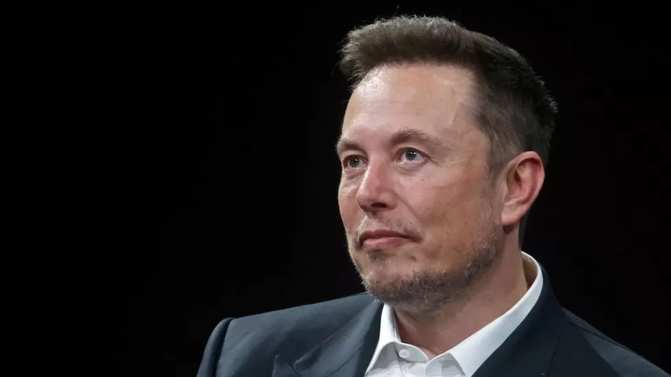 Elon Musk Renames Twitter to X: His Superapp Plan